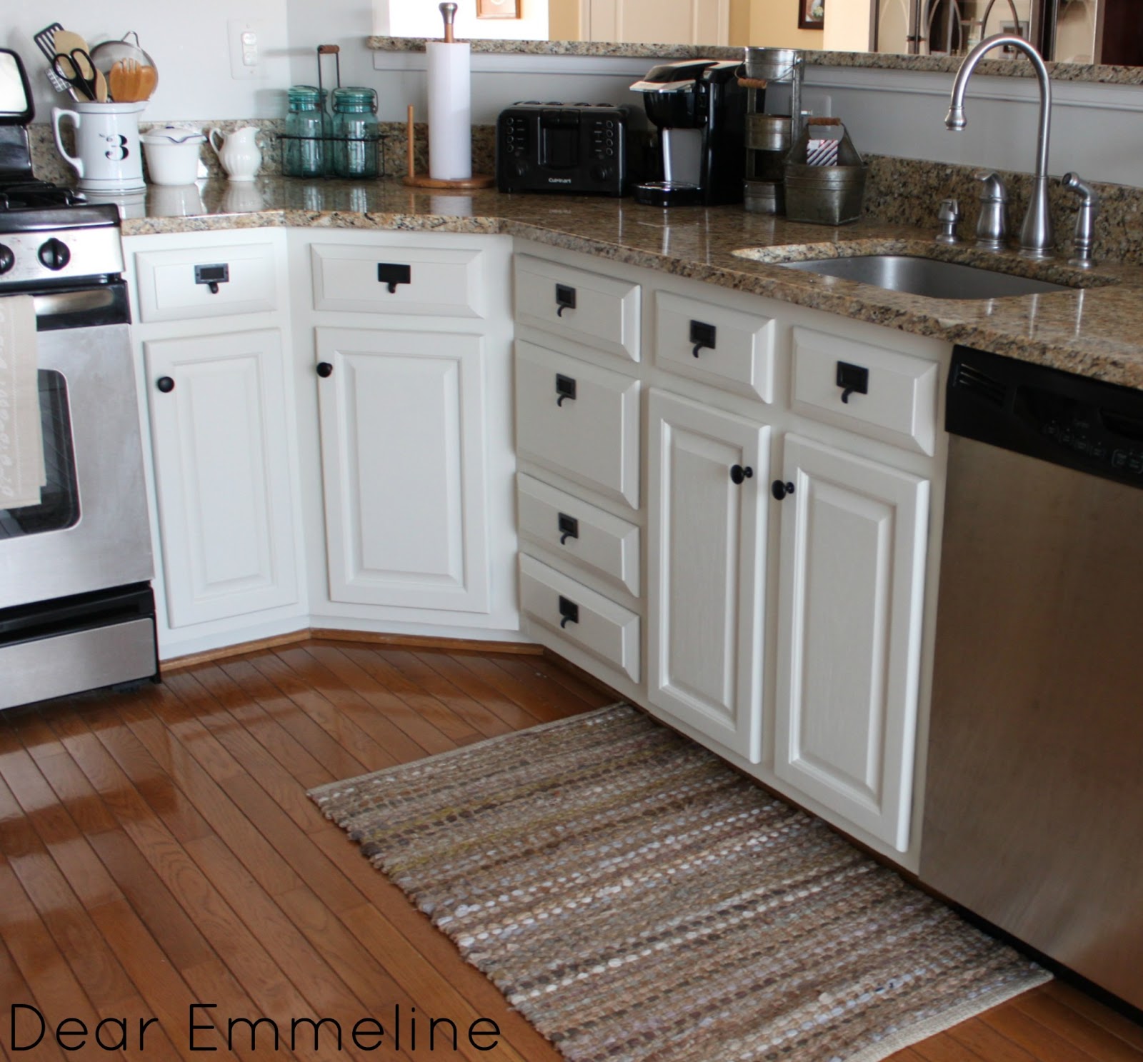 Kitchen Redo: Part Four {Painted Kitchen Cabinet Reveal} Kitchen Redo: Part Four {Painted Kitchen Cabinet Reveal}