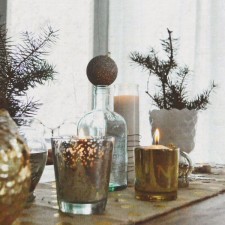 December 22: Simple Collected Christmas Centerpiece