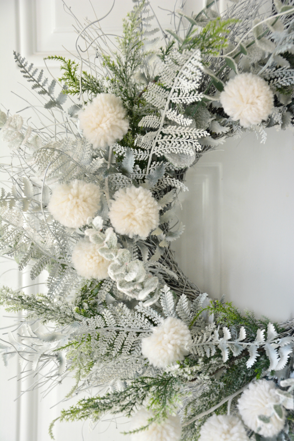 Refreshing a Tired Wreath – Frosty Winter Wreath DIY