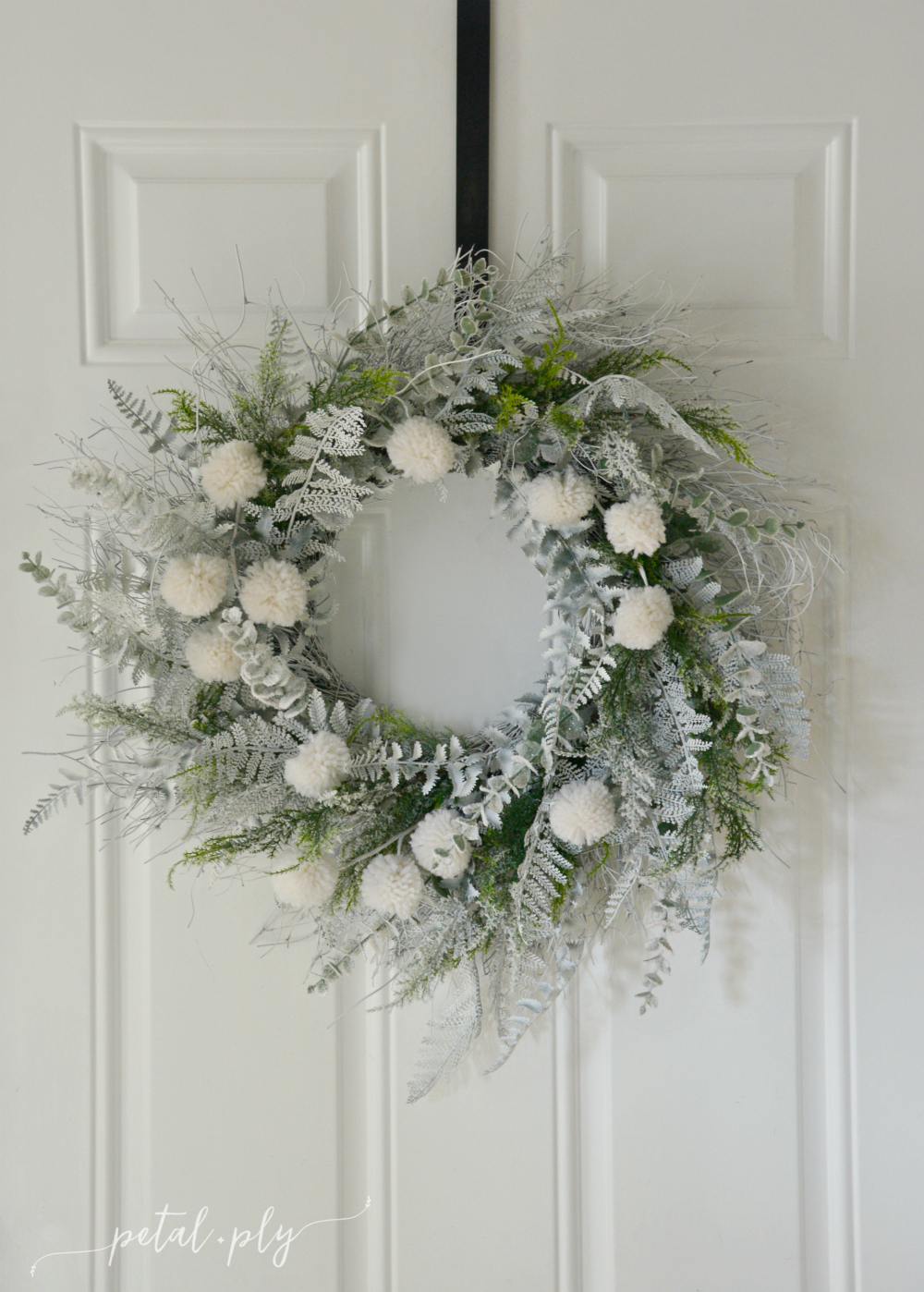 frosty-winter-wreath-redo-DIY