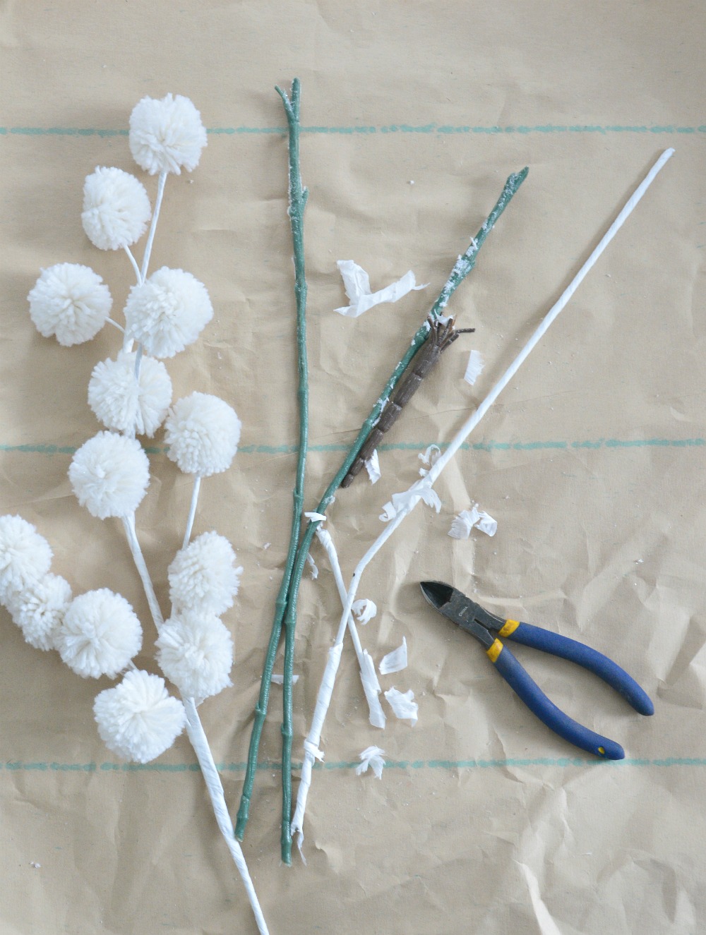 preparing-pompom-winter-wreath